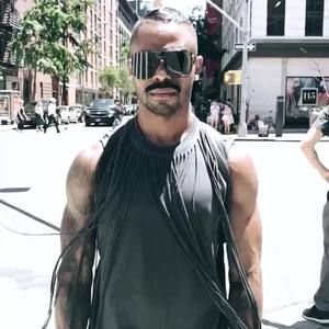 Meet your Posher, Jared